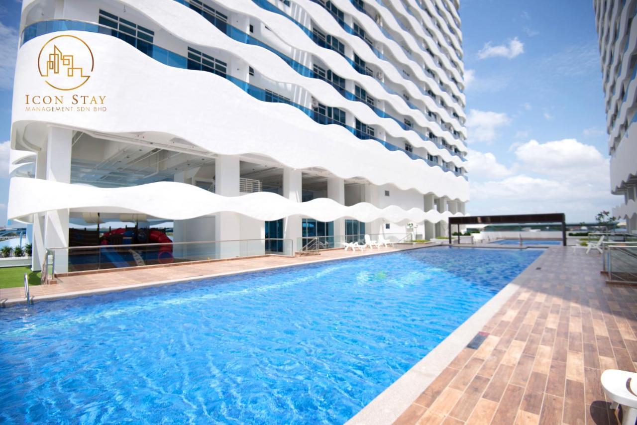 The Wave Residence Melaka Bagian luar foto